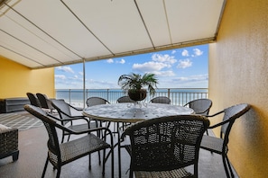 Condo, 2 chambres | Balcon