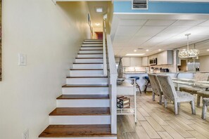 Maison, 4 chambres | Salle de séjour