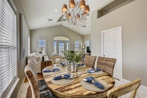 Casa, 3 habitaciones | Cocina privada