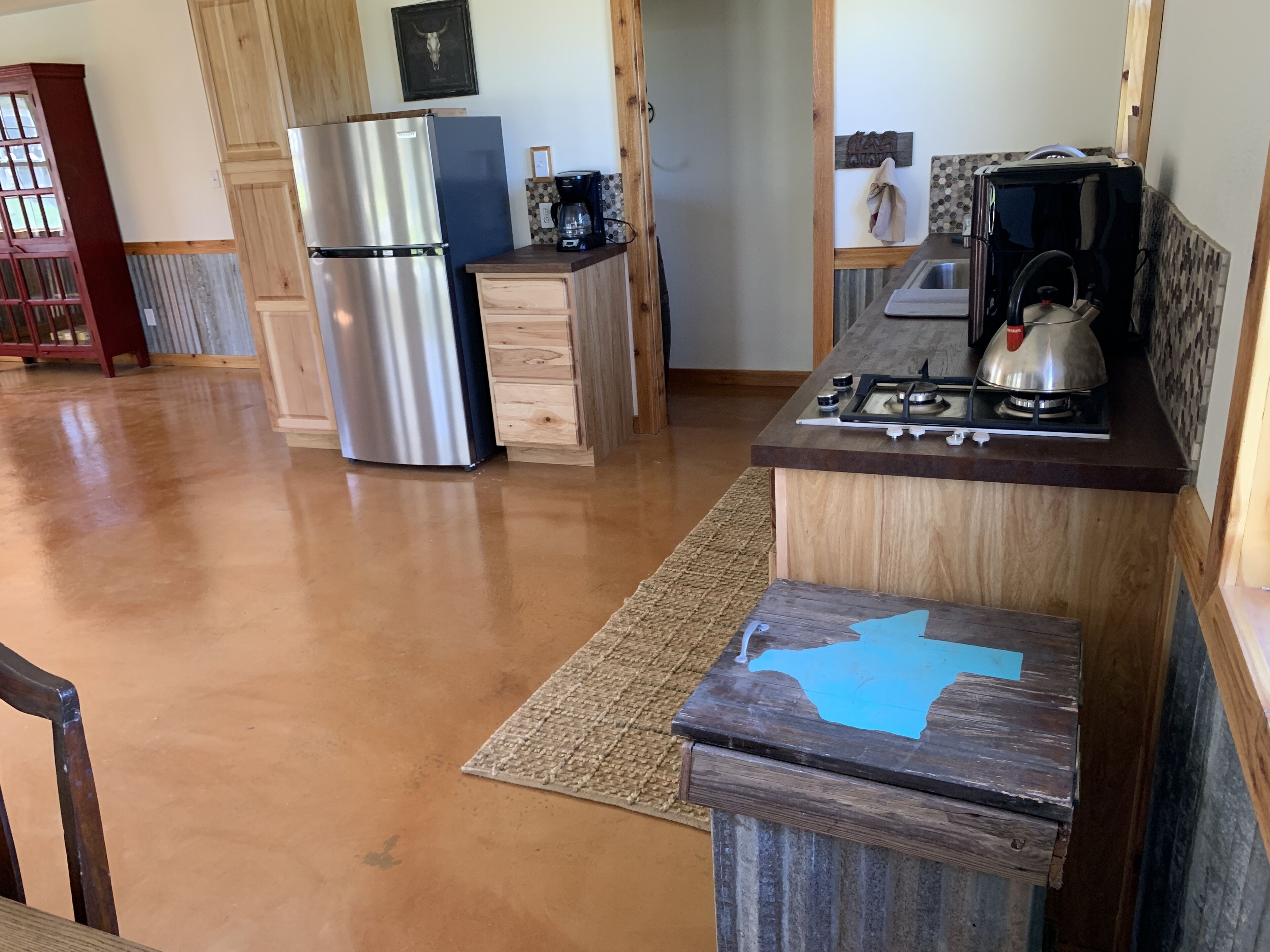 Our Happy Place - 2 Bedroom Cabin near Lake Conroe