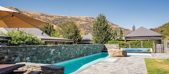 Cardrona Cottage - Cardrona Holiday Home