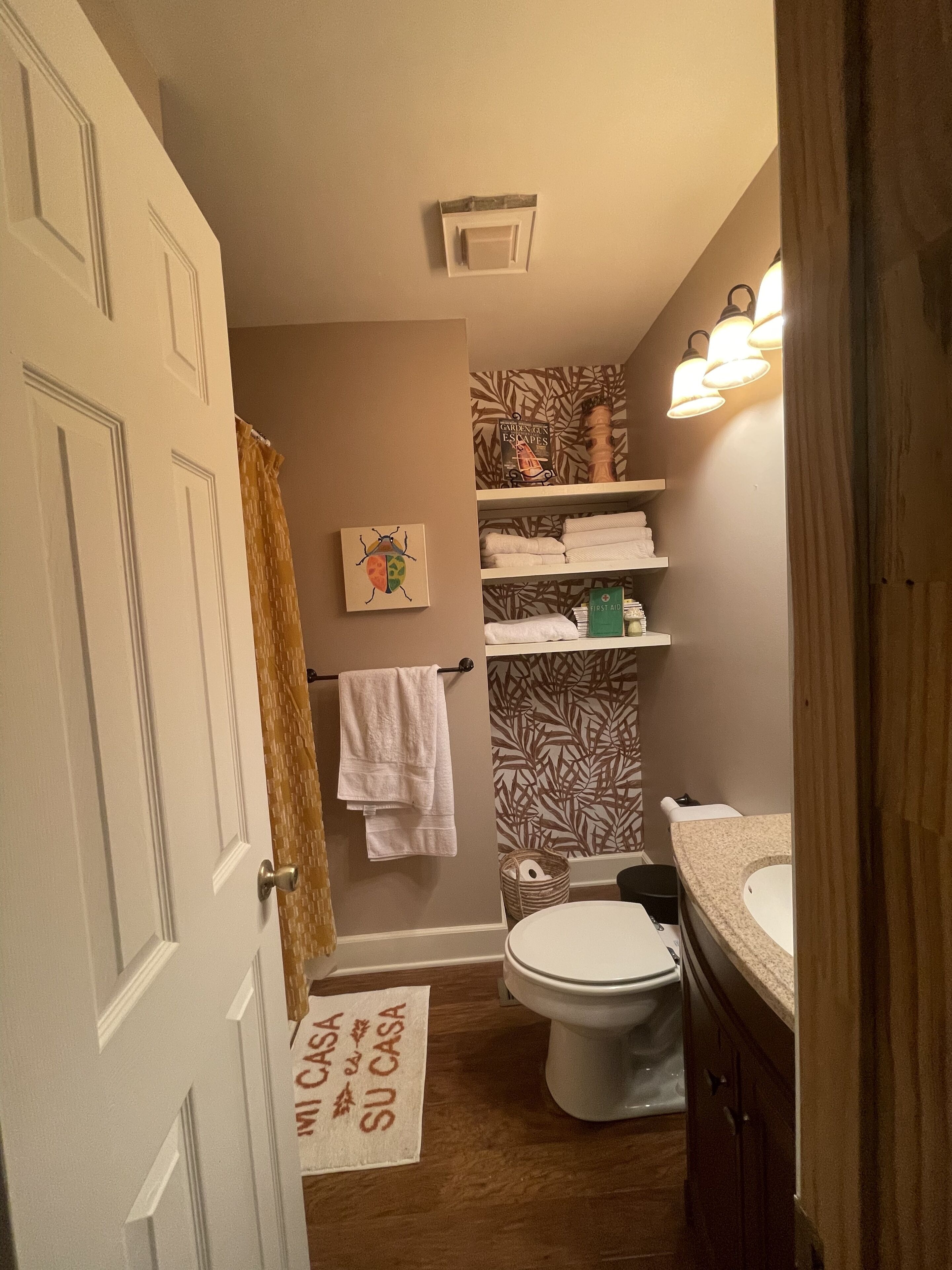 Cozy, cabin in the woods perfect for hanging out.