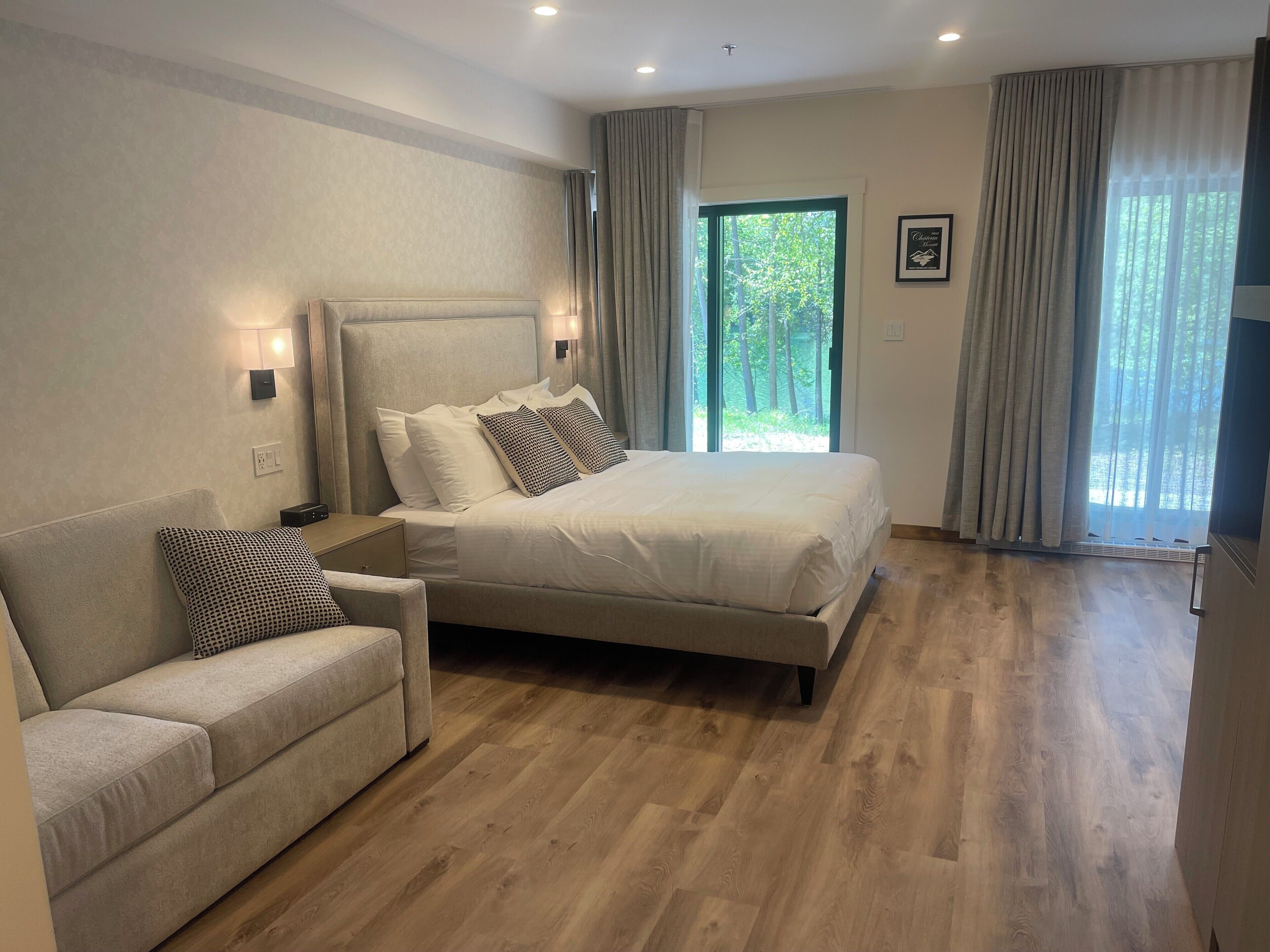 Kamar Mewah, 1 kamar tidur | Seprai antialergi, brankas, tirai kedap cahaya, dan setrika/meja setrika