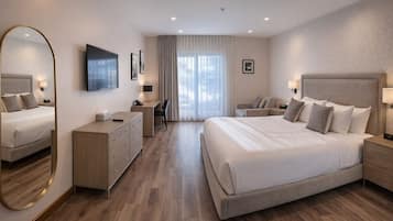 Habitación de lujo, 1 habitación | Ropa de cama hipoalergénica, caja fuerte, cortinas opacas