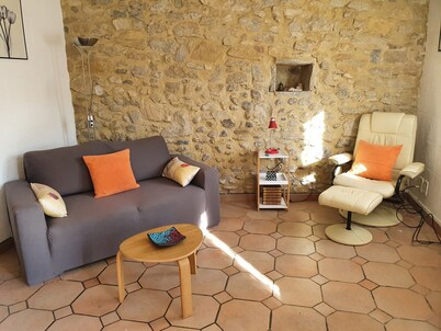 2 Bedroom Private vacation home in Carla-de-Roquefort