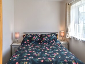 2 bedrooms, free WiFi, bed sheets, wheelchair access