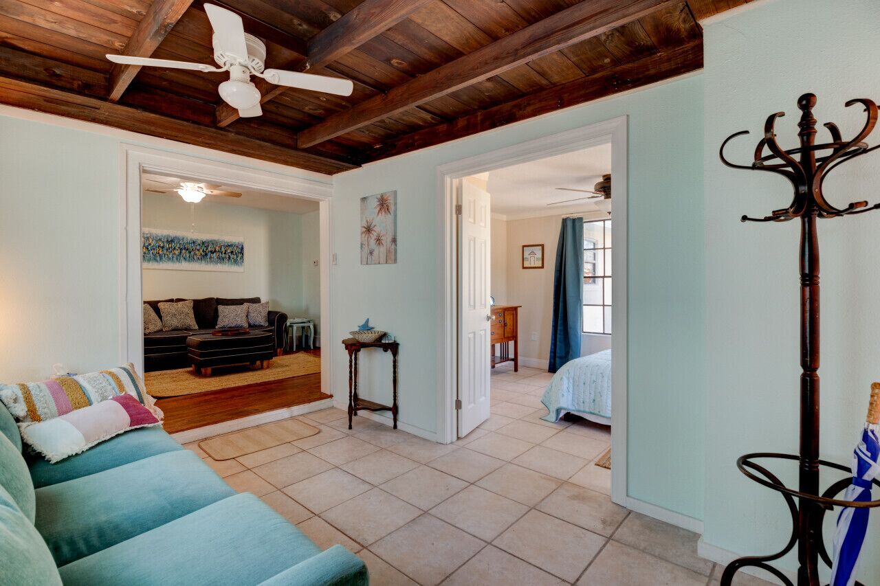 The Gypsy Mermaid 3 Bed Ginormous Yard