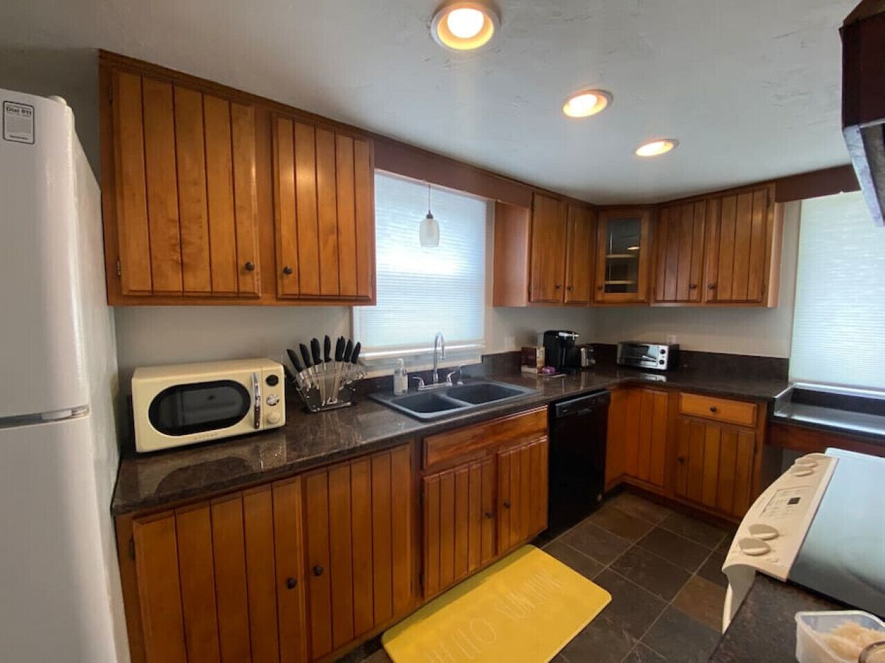 Relaxing 3 bed, 2 bath, Wifi by the Intercostal