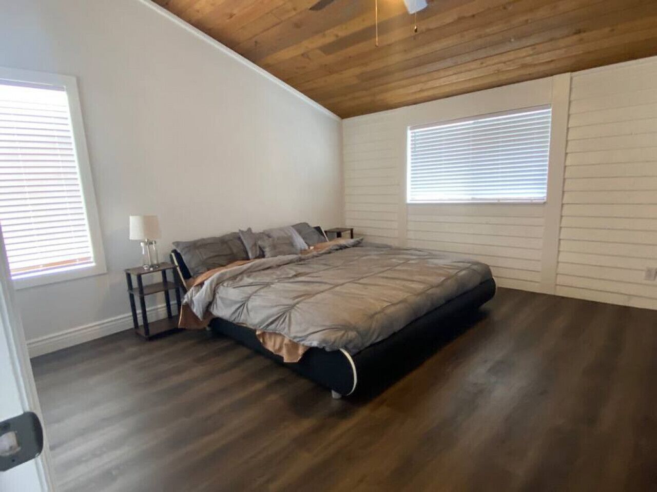 Relaxing 3 bed, 2 bath, Wifi by the Intercostal