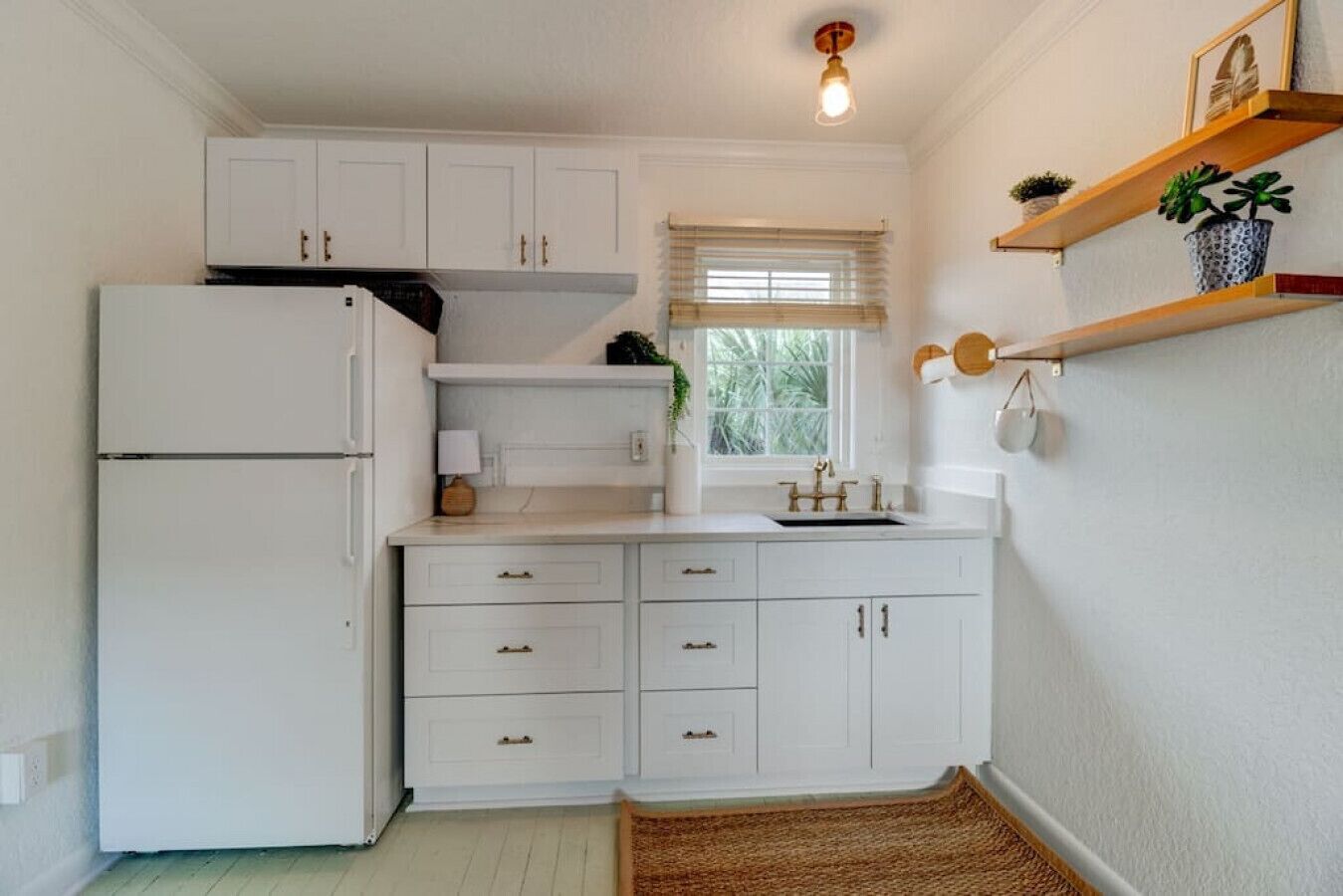 Lovely 2 bedroom condo in the heart of Flagler