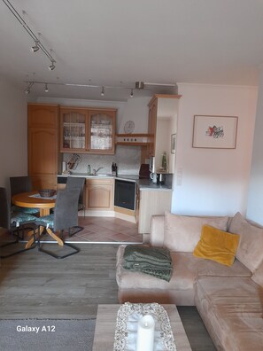 Smart TV, DVD player, books, music library