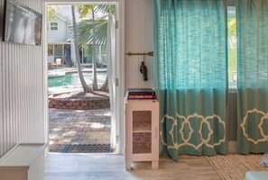 Interior - Cute Poolside Casita w/best location in St. Pete! (St. Petersburg)