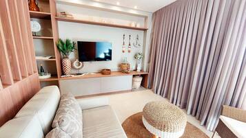 Studio | Living area