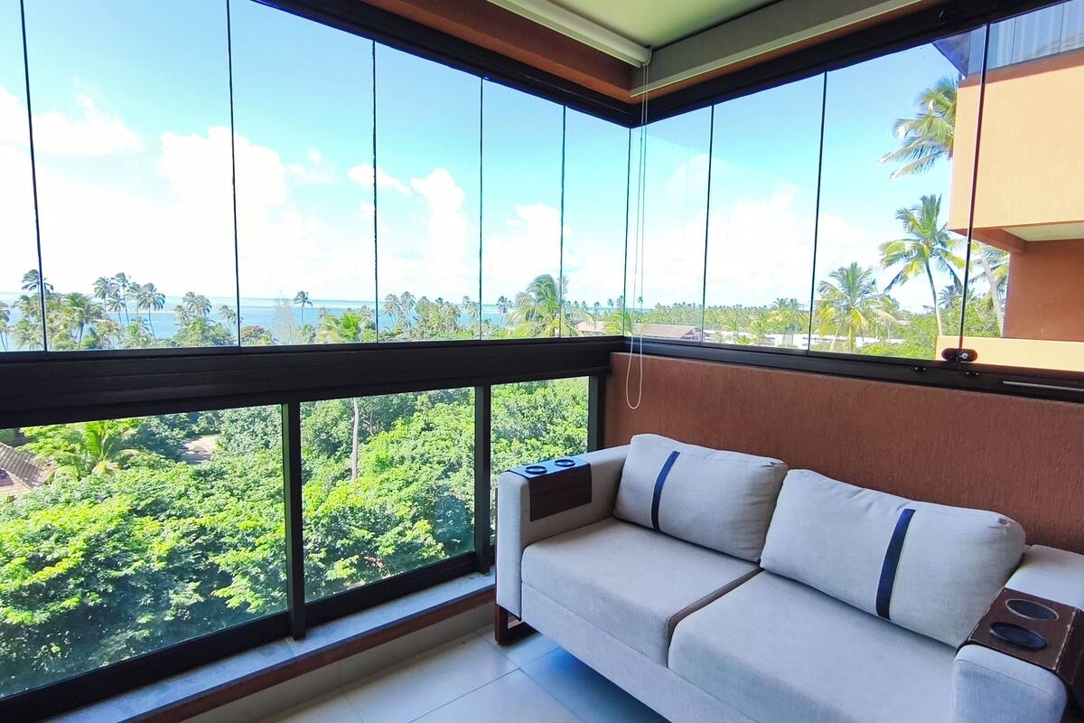 Classic Apartment | Lanai