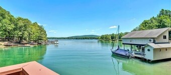 Pet Friendly, 2 Kayaks, Covered Boat Slip, Wifi! Come Visit "Sunrise Cove"!