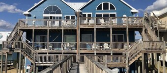 Oceanfront East/West side -5BR 3BA -Great Island Location Book Now!