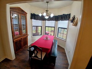 Dining - Secluded Cottage on Cattle Farm and Dog Friendly All Sizes (Vienna)