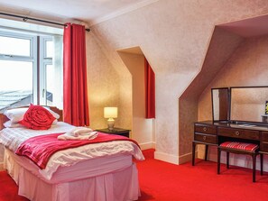 6 bedrooms, free WiFi, bed sheets