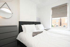 3 bedrooms, WiFi, bed sheets