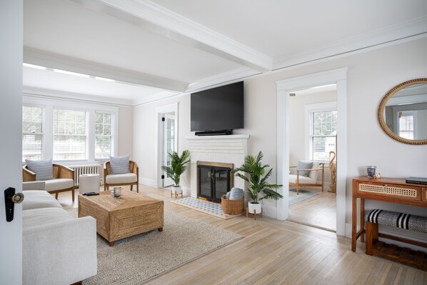 Smart-TV, Stereoanlage