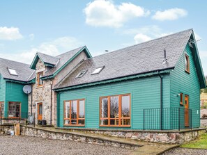 Exterior - 2 bedroom accommodation in Blairgowrie (Blairgowrie)