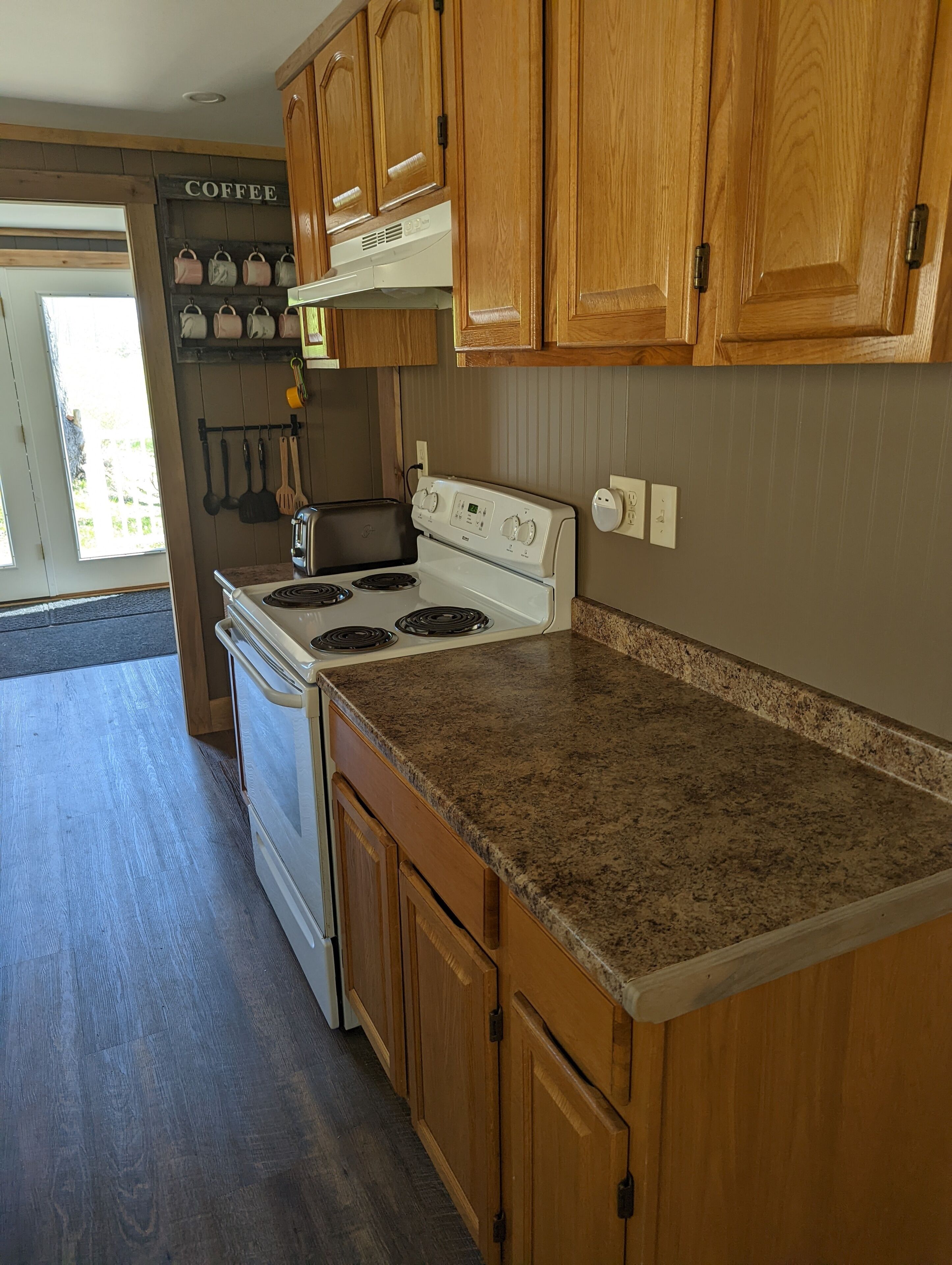 Cozy private country setting - 15 miles from Woodstock