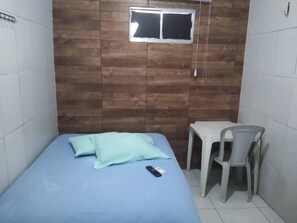 Free WiFi, bed sheets - Hotel Cidade Verde econômico (Teresina)