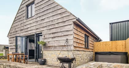 The Stables - UK38514