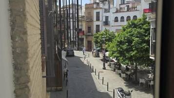 Kahden hengen huone, parveke, kaupunkinäköala | Sisätilat