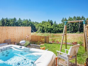Outdoor spa tub - Old Highwood - Piglet Cottage (Dunkeswell)