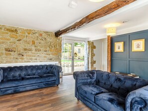 Interior - 2 bedroom accommodation in Castleton, near Whitby (Castleton, near Whitby)