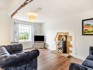 Fireplace - 2 bedroom accommodation in Castleton, near Whitby (Castleton, near Whitby)
