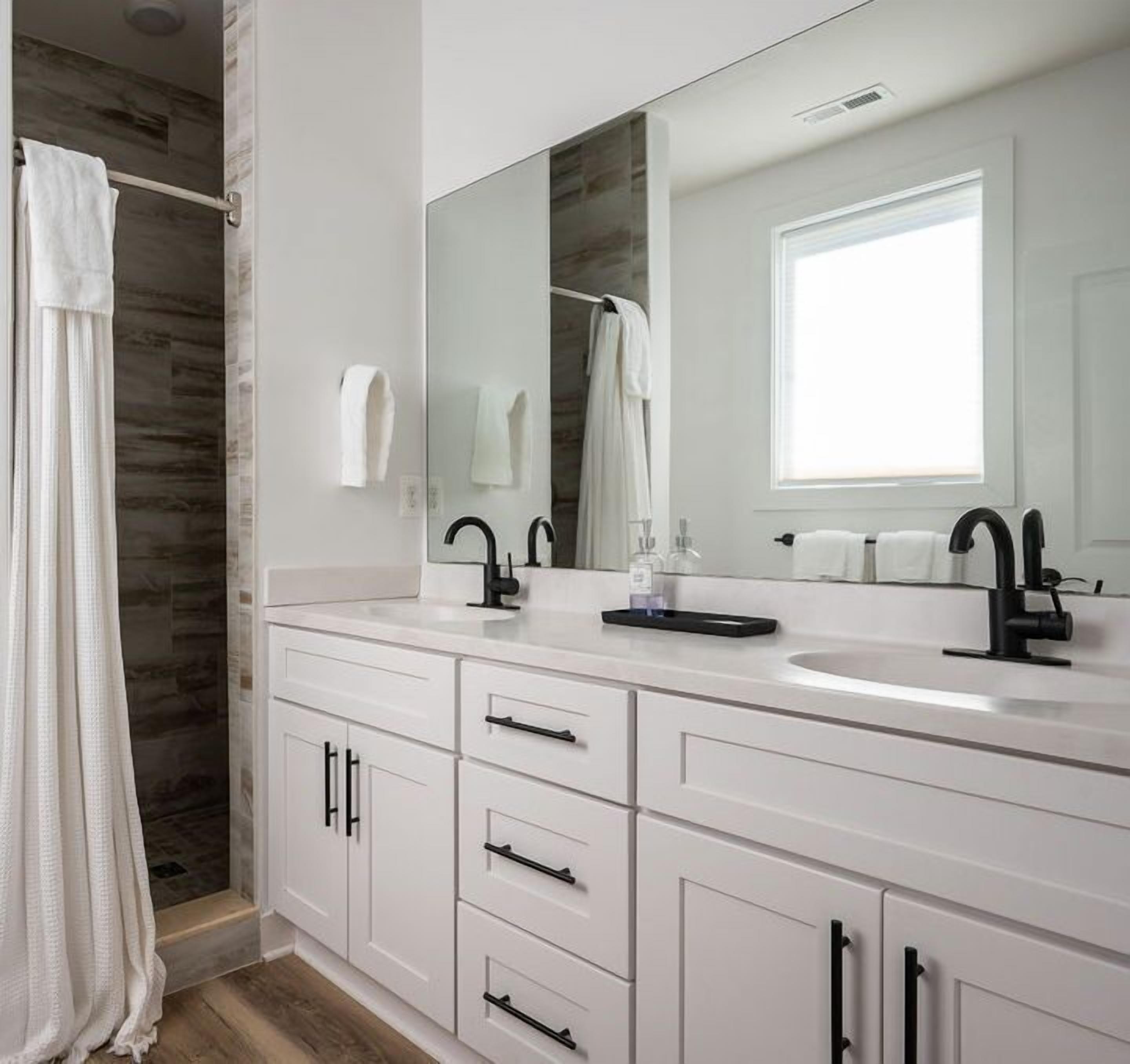 Piedmont Place 402 | Modern Apartment in Heart of Crozet | Near King Family Vineyards