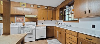 Eufaula Cove Cabin with lake view