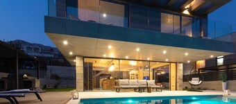 Luxury villa BESCA with sauna and jacuzzi