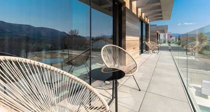 Luxury villa BESCA with sauna and jacuzzi
