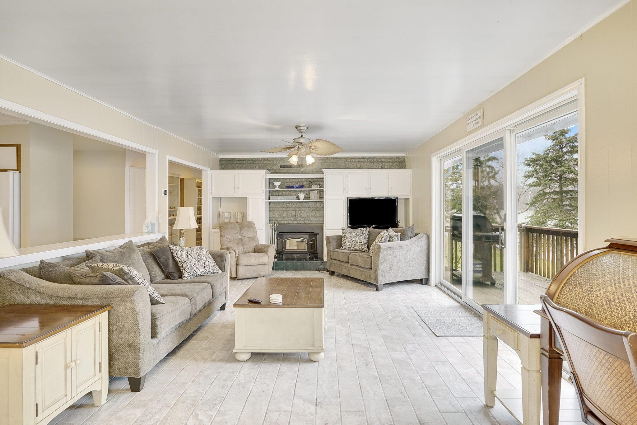 Spacious Lake Allegan Home - Lakefront and Views