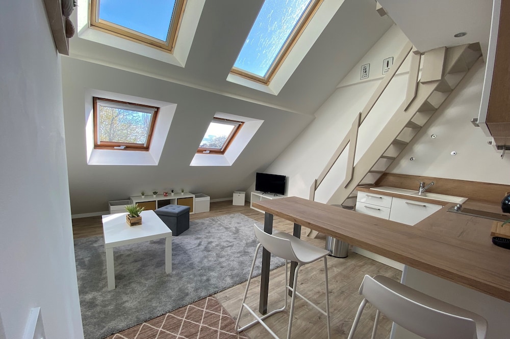 Duplex studio - 10 min from the sea