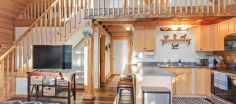 Dreamy 2 Bed Cabin #2 - Alaska Kenai Getaway