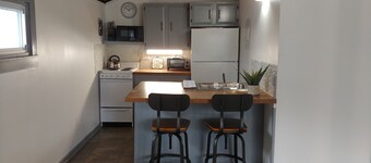 Binnekill Views- Cozy Apt over looking the Binnekill stream