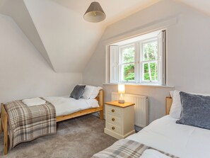 3 bedrooms, free WiFi, bed sheets