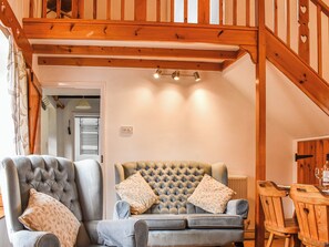 TV - Bartlett's Barn- UK38276 (Cloughton, near Harwood Dale)