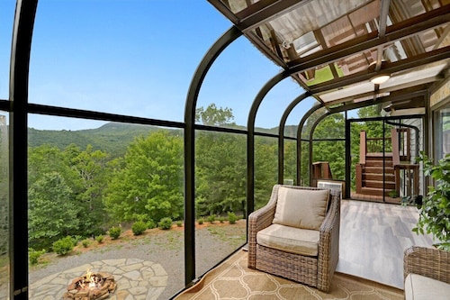 Ridge View - Hot Tub-Fireplace-Fire Pit