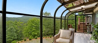 Ridge View - Hot Tub-Fireplace-Fire Pit