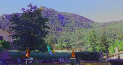 Hôtel Le Mas Fleuri