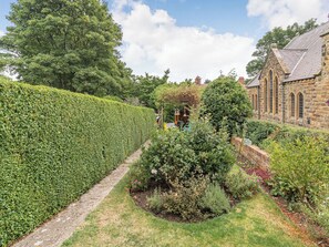 Property grounds - Little Jack’s Cottage (Scalby Village, near Scarborough)