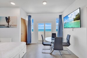 Kamar Double Panorama | Seprai linen