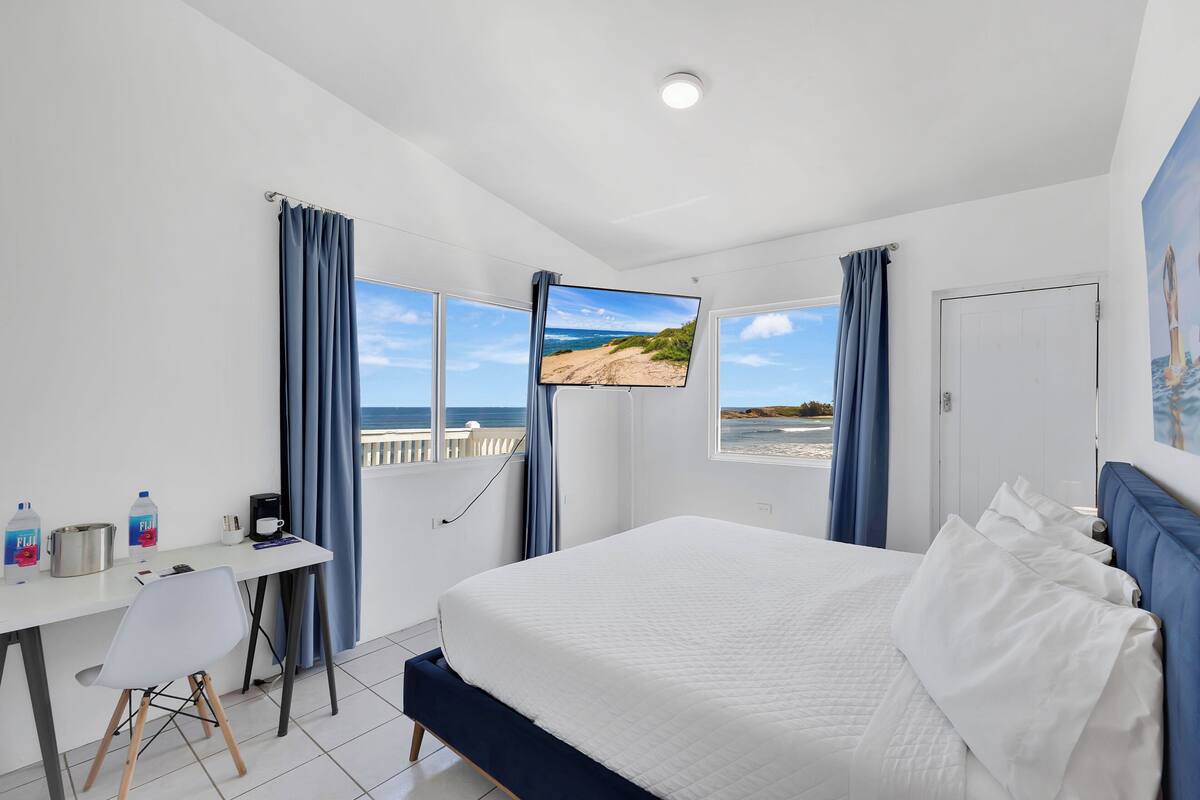 basic room, beachside | 1 bedroom, bed sheets