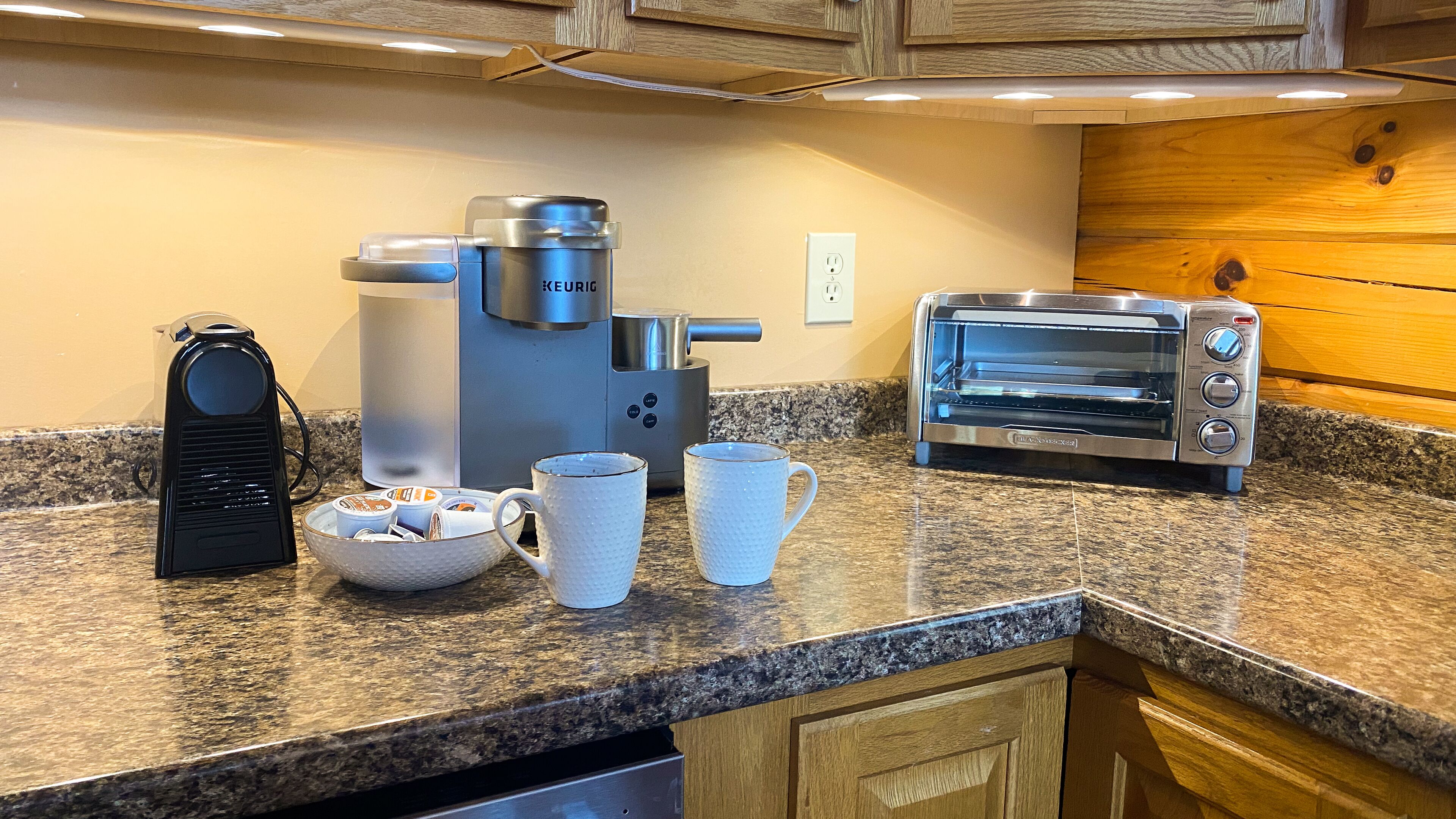 Gather & Relax at Whispering Pines Cabin!