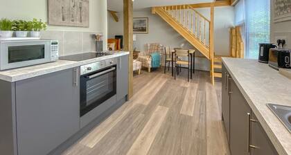 1 bedroom accommodation in Mersham, near Ashford